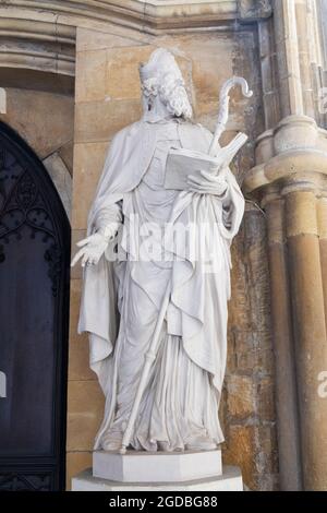 18th century statue of St John of Beverley, Bishop of York in the 8th century, died 721 AD, in Beverley Minster or Cathedral, Beverley Yorkshire UK Stock Photo