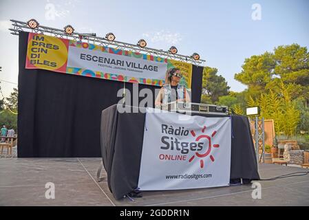 Dj Nuria Scarp seen during a live session at the Village Area of the Jardins de Terramar festival in SitgesNuria Scarp Spanish female DJ performs live on stage in the Village Area of the Jardins de Terramar Festival in Sitges Nuria Scarp was born in Sitges (Barcelona) in October 1986 and is a female reference in international clubbing Credit: SOPA Images Limited/Alamy Live News Stock Photo