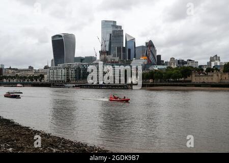 London, UK. 13th Aug, 2021. The city view is pictured in London, UK, on Aug. 13, 2021. Another 32,700 people in UK have tested positive for COVID-19, bringing the total number of coronavirus cases in the country to 6,211,868, according to official figures released Friday. Credit: Han Yan/Xinhua/Alamy Live News Stock Photo