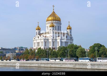 View of the Cathedral of Christ the Savior from the Moscow river side on a sunny September day. Moscow, Russia Stock Photo