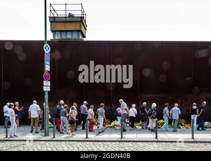 Berlin Wall memorial, Mitte-Berlin, Germany., People, Cites & Countries remember the Victims of the Berlin Wall on 60th anniversary of construction Stock Photo