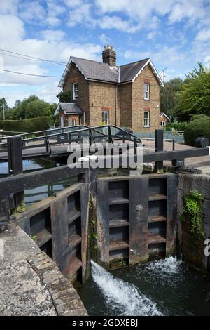 Lockkeepers House and Lock Gates  River Lea Stanstead Lock Stanstead Abbotts Stock Photo