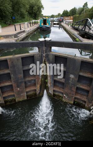 Lock Gates River Lea Stanstead Lock Stanstead Abbotts Stock Photo