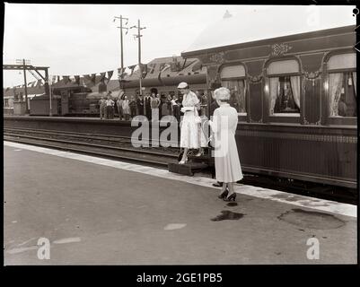 Queen Elizabeth II tours the Commonwealth nation of Australia with her husband, Prince Phillip, the Duke of Edinburgh. Stock Photo