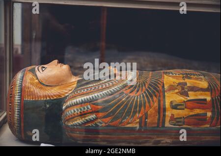 CAIRO, EGYPT - Jun 06, 2021: A closeup of the mummy of a female pharaoh with intricate artwork on it in the Egyptian Museum in Cairo Stock Photo