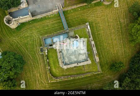 Bird's-eye view of ruins of partly reconstructed former moated castle Altendorf from the Middle Ages, ground plan, left ruins of tower of outer Stock Photo