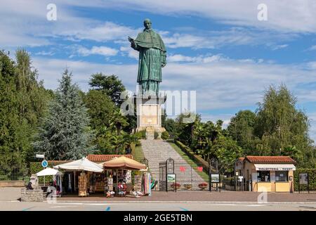 Colossus San Carlo, San Carlo, Arona, Lake Maggiore, Piedmont, Italy Stock Photo