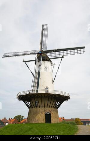 Windmill 'de witte juffer' in IJzendijke, the Netherlands Stock Photo