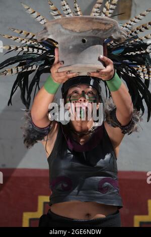 Non Exclusive: TEOTOHUACAN, MEXICO - AUGUST 16: A man in pre-Hispanic ...