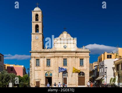 CHANIA, CRETE - JULY 22 2021: Crowds of tourists in the narrow streets of Chania old town on the Greek island of Crete. Despite the Coronavirus pandem Stock Photo