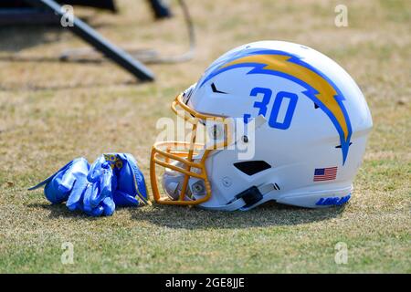 Detailed view of Las Vegas Raiders (left) and Los Angeles Rams helmets and Super  Bowl Vince Lombardi Trophy. Photo via Credit: Newscom/Alamy Live News Stock  Photo - Alamy