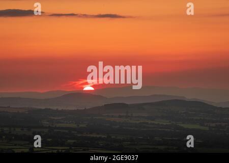 July sunset over the Shropshire Hills from the Lawley ridge, West Midlands Stock Photo