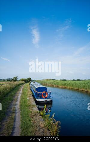 Narrowboat moored on the Leeds-Liverpool Canal near Gargrave, North ...