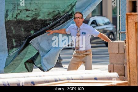 FREE GUY, US character poster, Ryan Reynolds, 2021. © 20th Century Studios  / Courtesy Everett Collection Stock Photo - Alamy