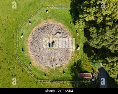 Corrimony cairn, one of the best preserved of the Clava Type burrial mounds of it's type and situated a little way out of Inverness in Glen Urquhart. Stock Photo