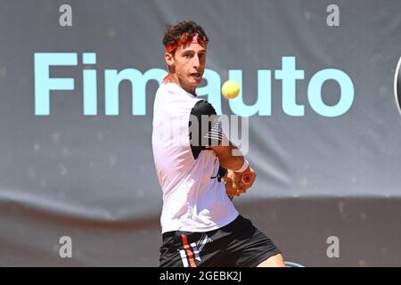 Verona, Italy. 18th Aug, 2021. Francesco Forti of Italy during ATP80 Challenger - Verona - Wednesday, Tennis Internationals in Verona, Italy, August 18 2021 Credit: Independent Photo Agency/Alamy Live News Stock Photo