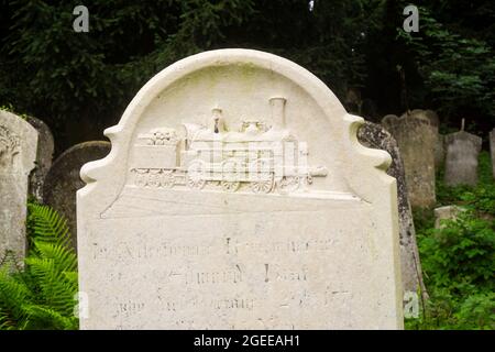 The grave in Southampton Old Cemetery of Edward Bist, a London & South Western Railway fireman killed in a collision at Bishopstoke on 28 October 1870 Stock Photo
