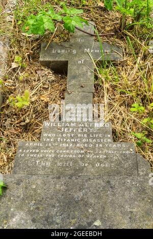 A headstone in Southampton Old Cemetery commemorating William Alfred Jeffery who died in the sinking of RMS Titaninc on 15 April 1912 Stock Photo