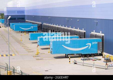 Amazon Prime HGV lorry park at loading bays for delivery at central ...