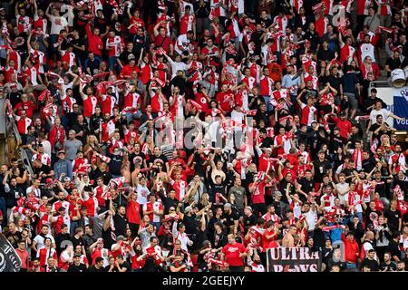 Prague, Czech Republic. 19th Aug, 2021. Fans of SK Slavia Praha in action during the European Conference League 4th qualifying round, 1st leg football match Slavia Prague vs Legia Warsaw, in Prague, Czech Republic, August 19, 2021. Credit: Vit Simanek/CTK Photo/Alamy Live News Stock Photo