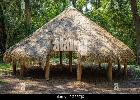 Replica of a Timucuan Indian shelter along the Huguenot Memorial Trail at Fort Caroline National Memorial in the Timucuan Preserve in Jacksonville, FL. Stock Photo