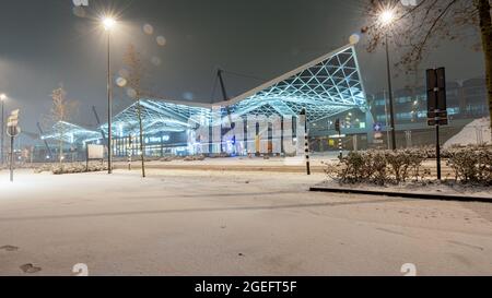 Tilburg, Netherlands. Down Town during First Annual Snow of the Year, combined with Corona / Covid-19 Pandemic and Curfew creates a very, very quiet s Stock Photo