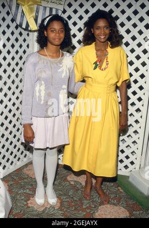 Margaret Avery and daughter Aisha Circa 1980's Credit: Ralph Dominguez/MediaPunch Stock Photo