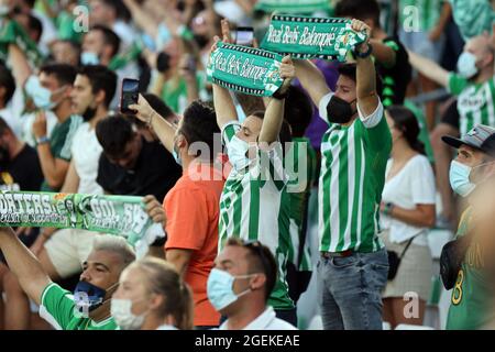 Seville, Spain. 20th Aug, 2021. Fans of Real Betis during the La Liga Santader match between Real Betis Balompie and Cadiz CF at Benito Villamarin in Seville, Spain, on August 20, 2021. (Credit Image: © Jose Luis Contreras/DAX via ZUMA Press Wire) Credit: ZUMA Press, Inc./Alamy Live News Stock Photo