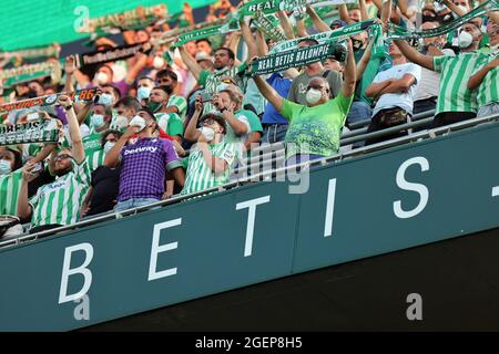 Seville, Spain. 20th Aug, 2021. Fans of Real Betis during the La Liga Santader match between Real Betis Balompie and Cadiz CF at Benito Villamarin in Seville, Spain, on August 20, 2021. Credit: DAX Images/Alamy Live News Stock Photo