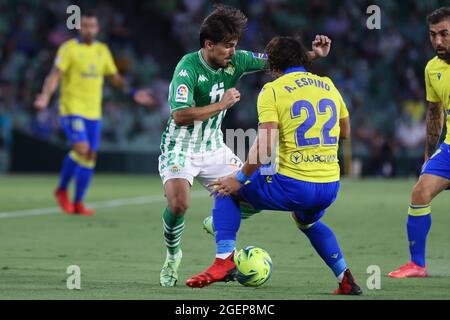 Seville, Spain. 20th Aug, 2021. Rodri of Real Betis during the La Liga Santader match between Real Betis Balompie and Cadiz CF at Benito Villamarin in Seville, Spain, on August 20, 2021. Credit: DAX Images/Alamy Live News Stock Photo
