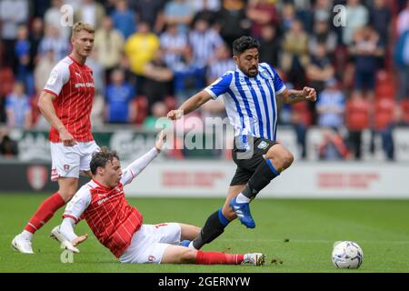 Rotherham, UK. 21st Aug, 2021. Massimo Luongo #21 of Sheffield Wednesday starts an attacking move in Rotherham, United Kingdom on 8/21/2021. (Photo by Simon Whitehead/News Images/Sipa USA) Credit: Sipa USA/Alamy Live News Stock Photo