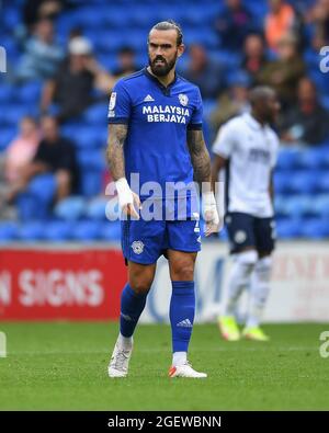 Cardiff, UK. 07th Aug, 2021. Marlon Pack #21 of Cardiff City under pressure  from Callum Styles #4 of Barnsley in Cardiff, United Kingdom on 8/7/2021.  (Photo by Mike Jones/News Images/Sipa USA) Credit