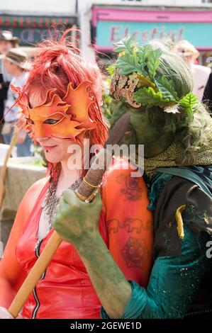 A Couple At The Beltane Festival Where Folk Dressed In Costume Dance Praise & Worship Fertility & Abundance In Glastonbury Somerset England UK Stock Photo