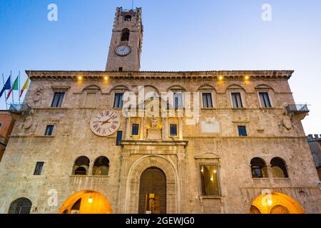 Ascoli Piceno, Italy: the Palazzo dei Capitani del Popolo (Palace of the People's Captains) at sunset in summer Stock Photo