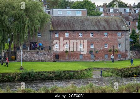 On the banks of the River Nith in Dumfries, the Robert Burns Museum celebrates the life of the town's (and Scotland's) most famous poet Stock Photo