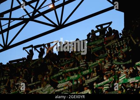 Lisbon, Portugal. 21st Aug, 2021. Sporting's supporters during the Portuguese League football match between Sporting CP and Belenenses SAD at Jose Alvalade stadium in Lisbon, Portugal on August 21, 2021. (Credit Image: © Pedro Fiuza/ZUMA Press Wire) Stock Photo