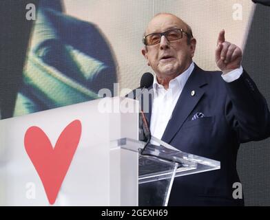 New York, United States. 21st Aug, 2021. Clive Davis speaks at the 'We Love NYC: The Homecoming Concert' In Central Park in New York City on Saturday, August 21, 2021. The Event ended abruptly when thunder storms and lightning related to Hurricane Henri moved into the area. Photo by John Angelillo/UPI Credit: UPI/Alamy Live News