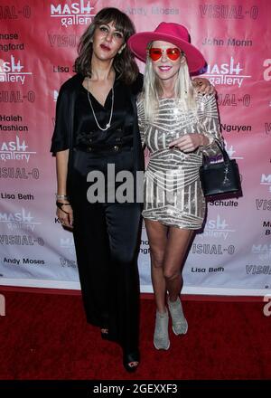 LOS ANGELES, CALIFORNIA, USA - AUGUST 21: Founder and owner of MASH Gallery Haleh Mashian and actress Tara Reid arrive at the Visual-O Exhibition held at Mash Gallery on August 21, 2021 in Los Angeles, California, United States. (Photo by Xavier Collin/Image Press Agency) Stock Photo