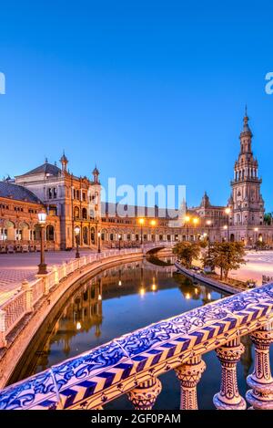 Plaza de Espana, Maria Luisa Park, Seville, Andalusia, Spain Stock Photo