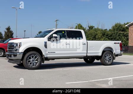 Kokomo - Circa August 2021: Ford F-350 display at a dealership. The Ford F350 is available in XL, XLT, Lariat, King Ranch, and Platinum models. Stock Photo