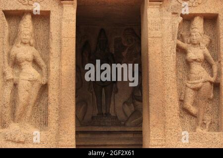 Carvings outside Shore temple Mahabalipuram, Tamil Nadu, India Stock Photo