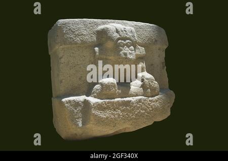 Villahermosa, Chiapas, Mexico: March 26, 2007 - Quadrangular altar, Olmec giant stone head and sculpture, La Venta, Villahermosa, Yucatan, Mexico Stock Photo