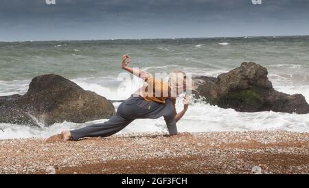 solo dancer move in contemporary improvisation performance Stock Photo