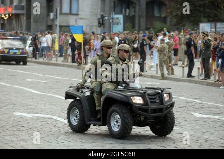 Non Exclusive: KYIV, UKRAINE - AUGUST 22, 2021 - Servicemen are pictured during the rehearsal of the parade for the 30th anniversary of the Independen