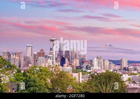 Seattle skyline panorama at sunset as seen from Kerry Park, Seattle, WA Stock Photo