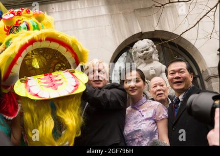 Boris Johnson, Mayor of London, launching Chinese New Year celebrations, Lisle Street, London, UK.  22 Jan 2010 Stock Photo