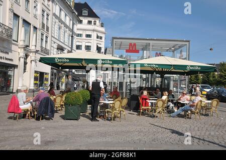 Copenhagen, Denmark., 24 August 2021, /Cafe customers enjoy outdoor food service during summer season in danish capital.    (Photo..Francis Joseph Dea Stock Photo