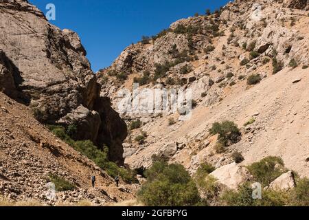 Valley of Zagros mountains, around presumed battle field of 'Persian Gate', Alexander the great, suburb of  Yasuj, Iran, Persia, Western Asia, Asia Stock Photo