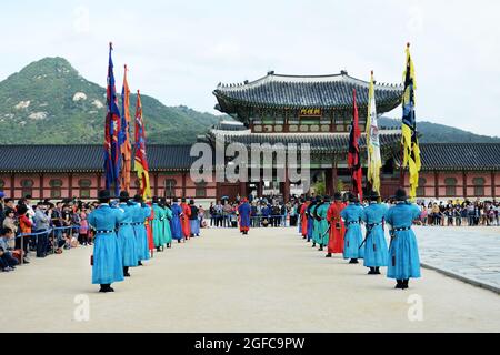 Gyeongbokgung Palace Royal Guard Changing Ceremony. Seoul, South Korea. Stock Photo