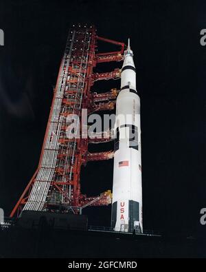 (24 March 1970) --- Nighttime, ground level view of Pad A, Launch Complex 39, Kennedy Space Center (KSC), showing the Apollo 13 (Spacecraft 109/Lunar Module 7/Saturn 508) space vehicle during Countdown Demonstration Test (CDDT). The crew of NASA's third lunar landing mission includes astronauts James A. Lovell Jr., commander; John L. Swigert Jr., command module pilot; and Fred W. Haise Jr., lunar module pilot. The Apollo 13 launch has been scheduled for 2:13 p.m. (EST), April 11, 1970 Stock Photo